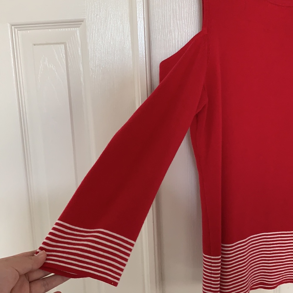 Red Sweater - Picture 3 of 3